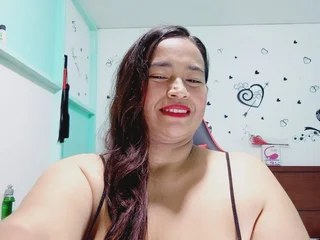 Laurita_RinconBusty profile