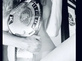 MickiMoxley profile