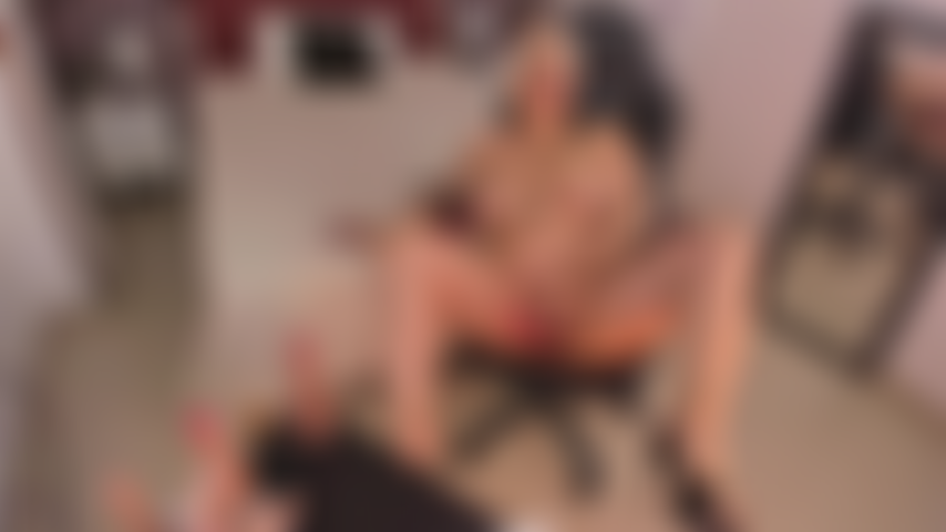 Blowjob, fingermasturbation, ficke meinen dildo.