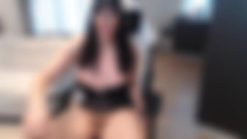 Eine dominante frau mit gegenseitiger masturbation und cumming.